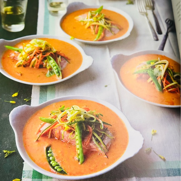 NEW The Family Cooks +100 Recipes Cookbook Hardcover Recipe Book - Picture 9 of 16